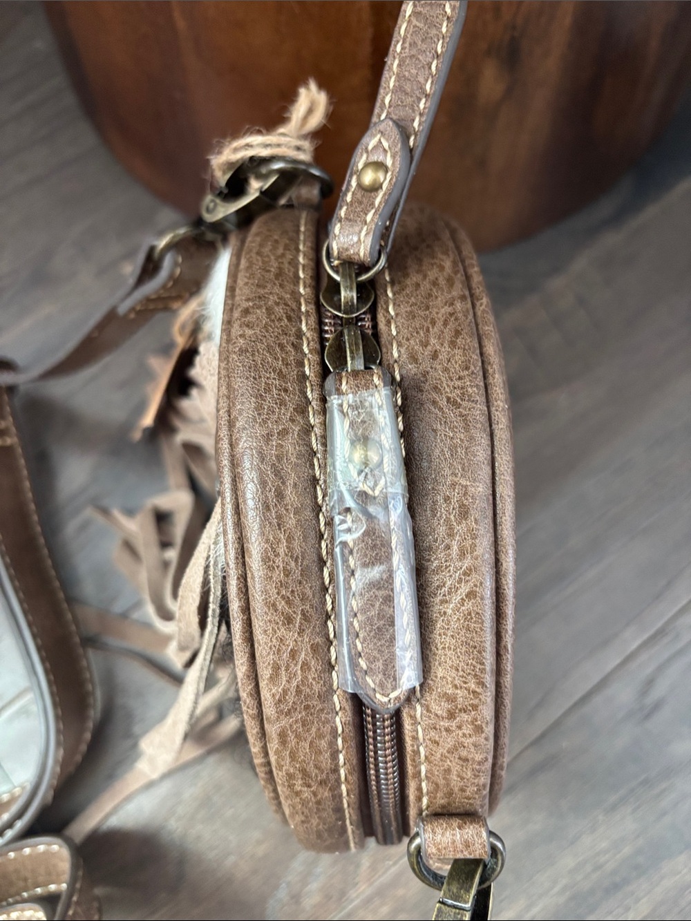 Tony Lama Genuine Leather accent,suede fringe.hair hide adjustable strap,canteen - Picture 5 of 13